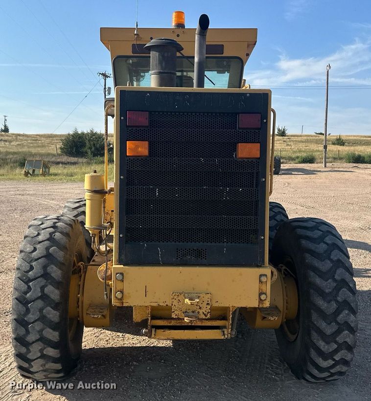 image for item OC9365 1997 Caterpillar 140H VHP  motor grader
