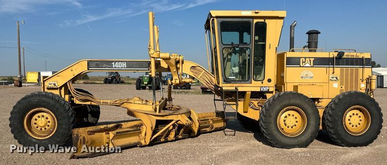 image for item OC9365 1997 Caterpillar 140H VHP  motor grader