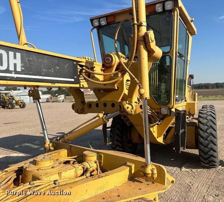 image for item OC9365 1997 Caterpillar 140H VHP  motor grader
