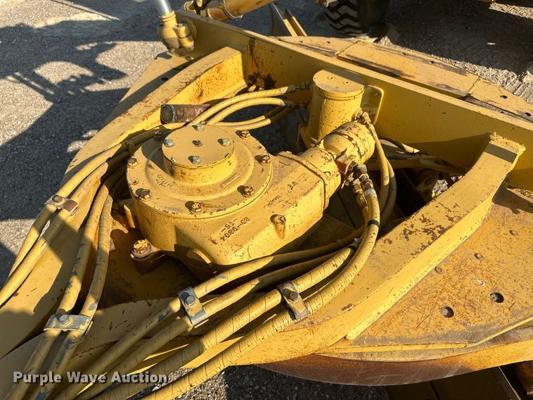 image for item OC9365 1997 Caterpillar 140H VHP  motor grader