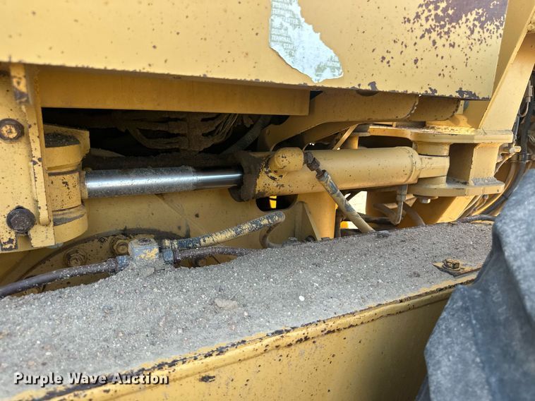 image for item OC9365 1997 Caterpillar 140H VHP  motor grader