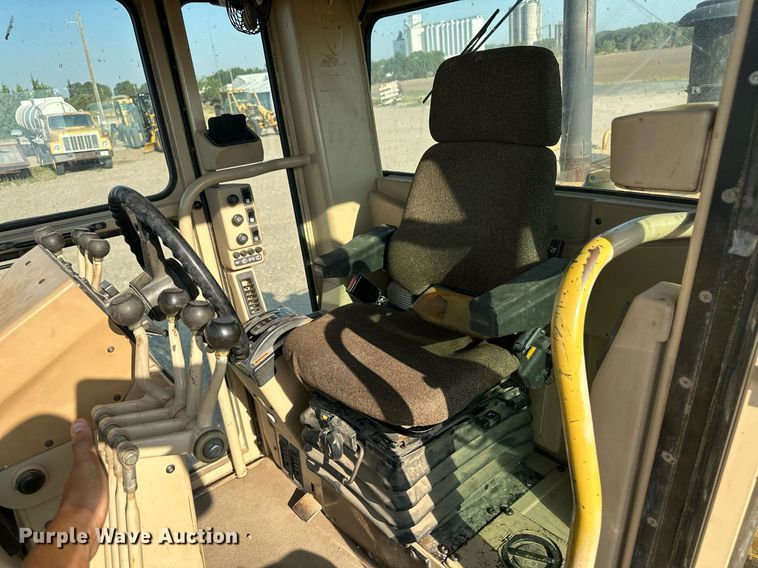 image for item OC9365 1997 Caterpillar 140H VHP  motor grader