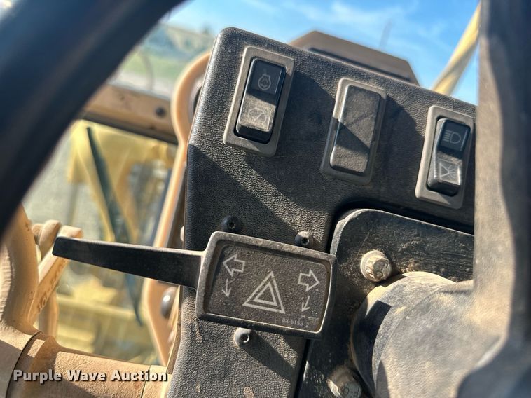 image for item OC9365 1997 Caterpillar 140H VHP  motor grader