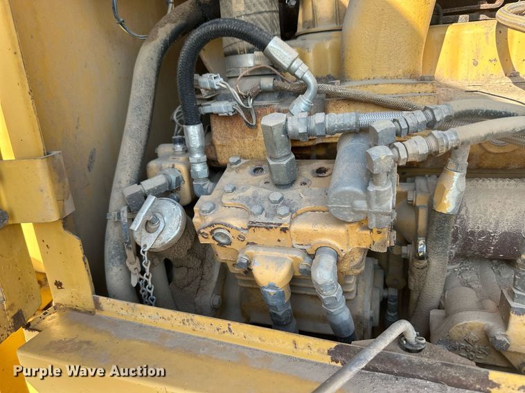 image for item OC9365 1997 Caterpillar 140H VHP  motor grader