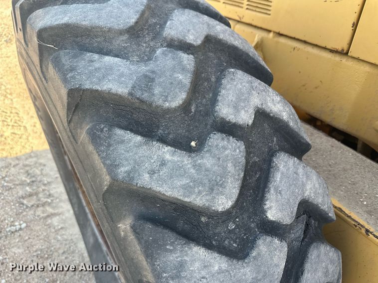 image for item OC9365 1997 Caterpillar 140H VHP  motor grader