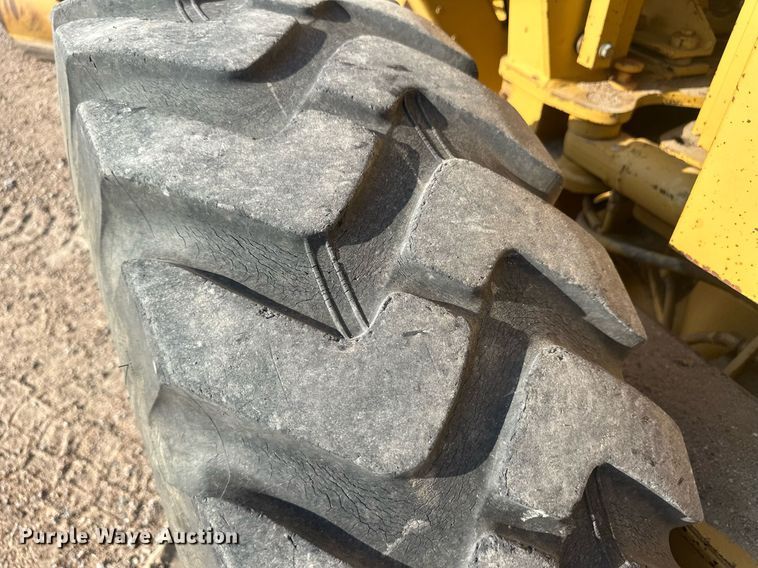 image for item OC9365 1997 Caterpillar 140H VHP  motor grader