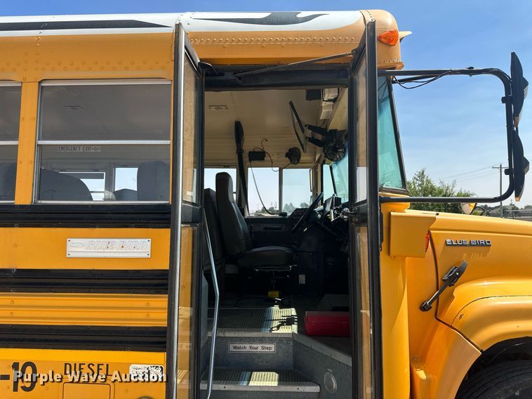 image for item OC9426 1999 Blue Bird  school bus