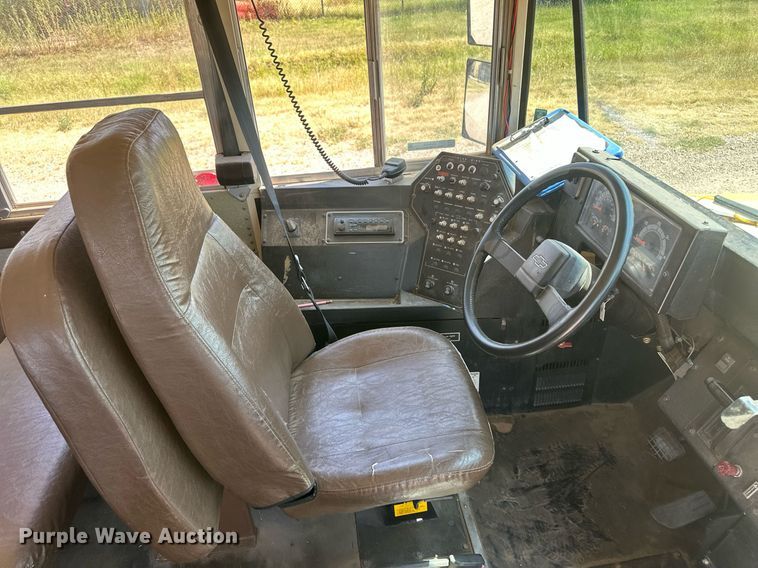 image for item OC9426 1999 Blue Bird  school bus