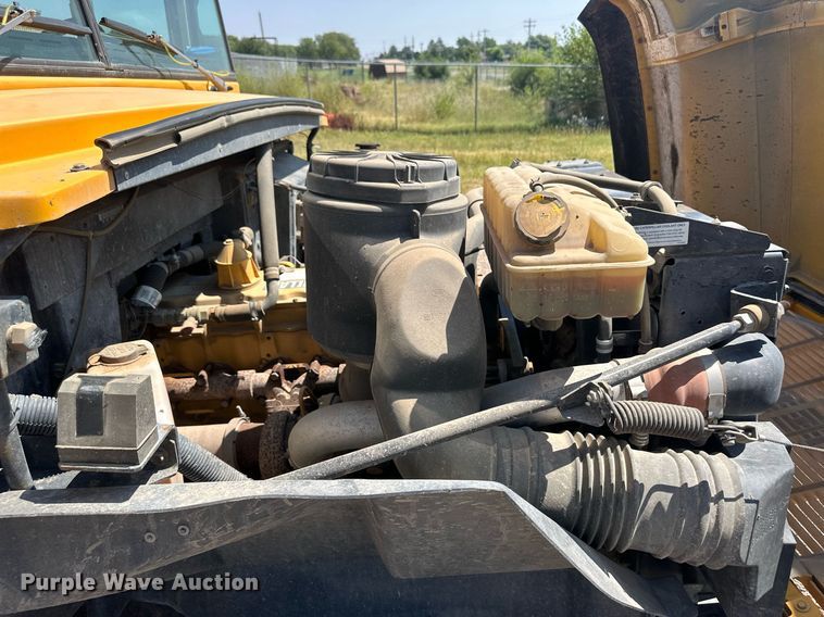 image for item OC9426 1999 Blue Bird  school bus