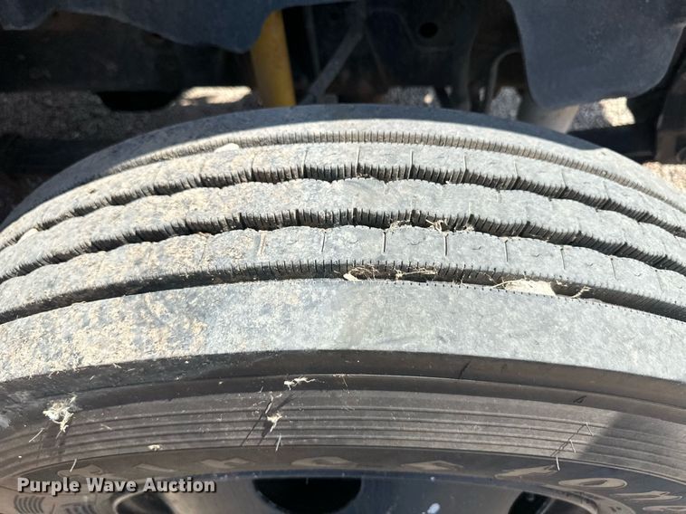 image for item OC9426 1999 Blue Bird  school bus