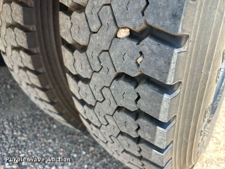 image for item OC9426 1999 Blue Bird  school bus