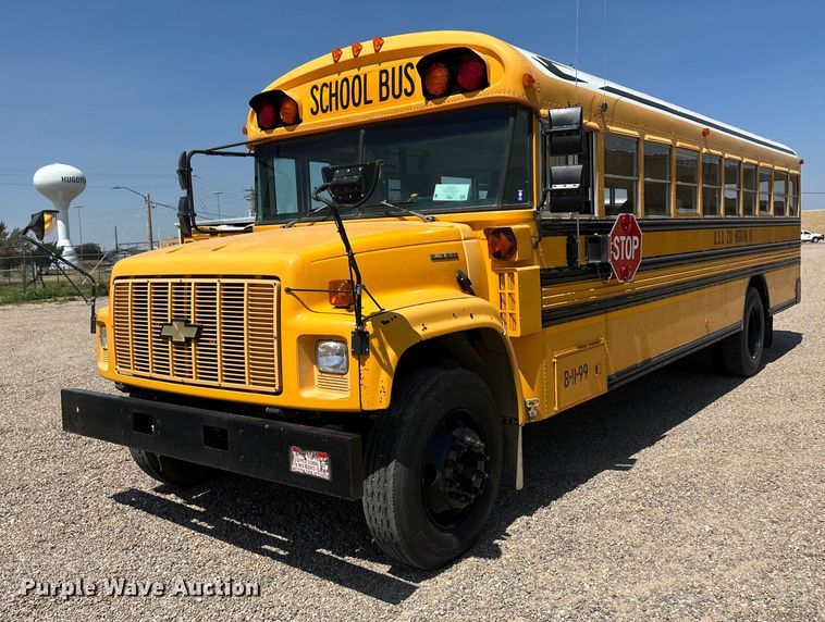 image for item OC9427 1999 Blue Bird  school bus