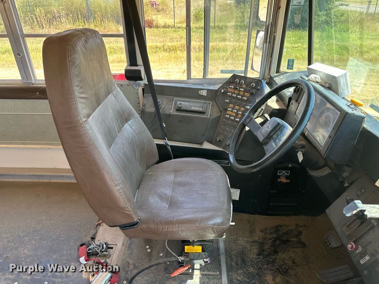 image for item OC9427 1999 Blue Bird  school bus