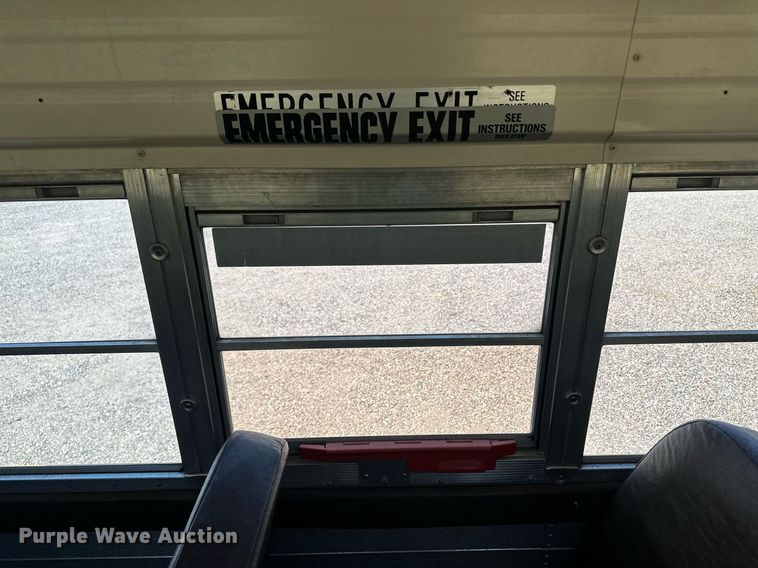 image for item OC9428 1998 Blue Bird  school bus