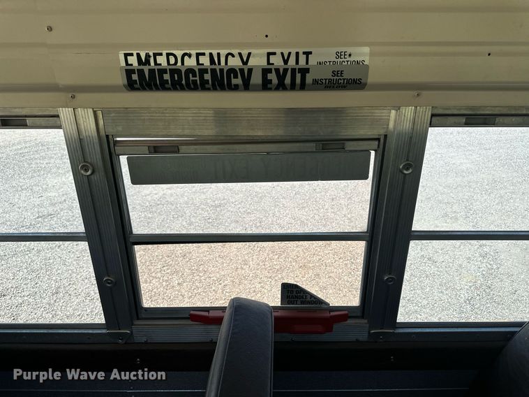 image for item OC9428 1998 Blue Bird  school bus