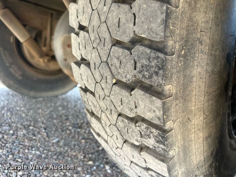 image for item OC9428 1998 Blue Bird  school bus