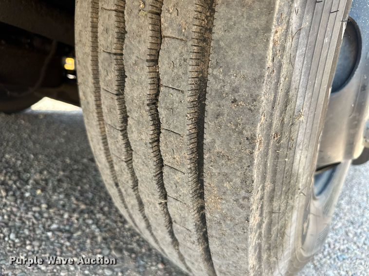 image for item OC9428 1998 Blue Bird  school bus