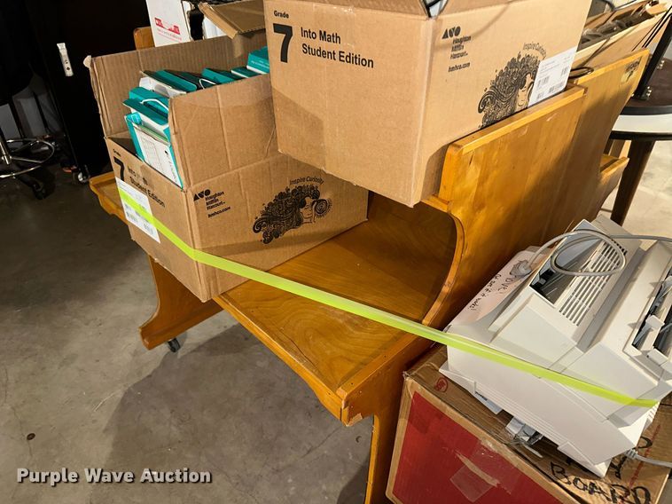 image for item OC9470 Office supplies