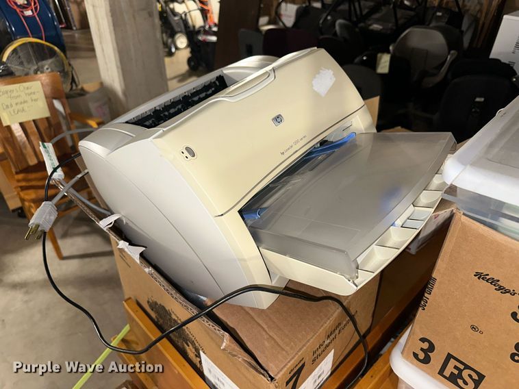 image for item OC9470 Office supplies