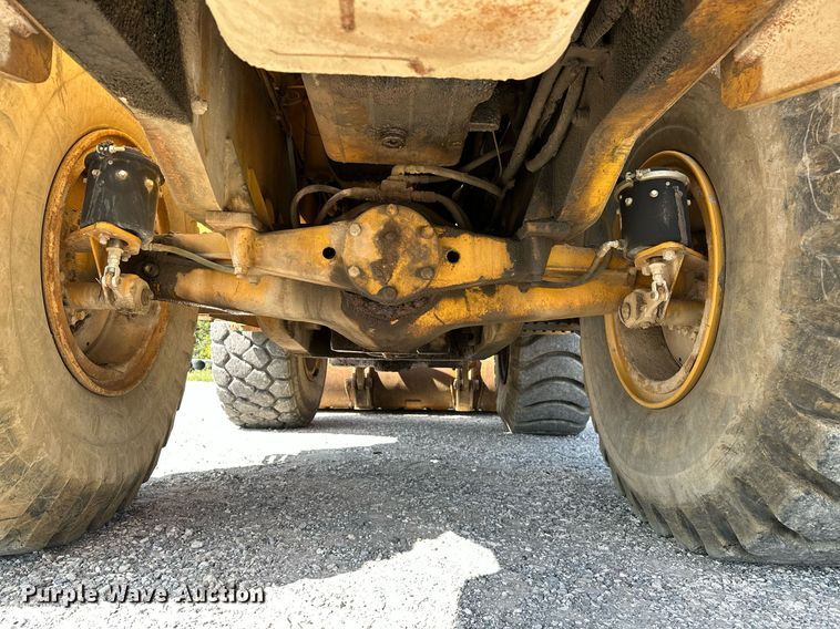 image for item OG9163 1972 Caterpillar  966C wheel loader