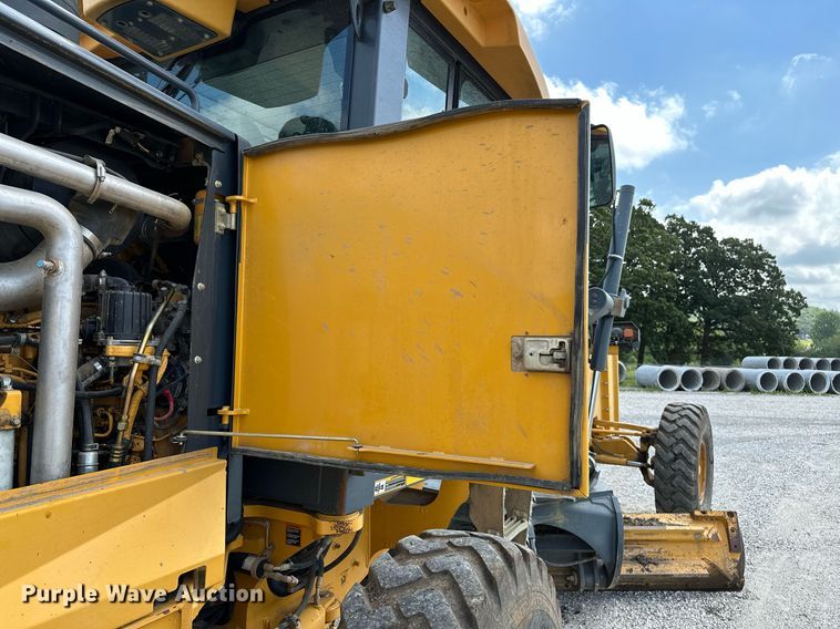 image for item OG9165 2012 John Deere 770 GP motor grader