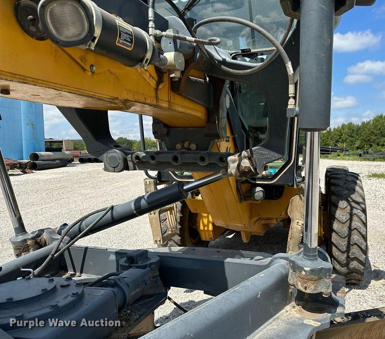 image for item OG9165 2012 John Deere 770 GP motor grader