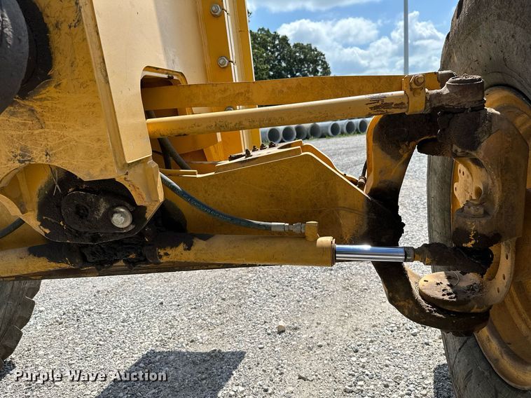 image for item OG9165 2012 John Deere 770 GP motor grader