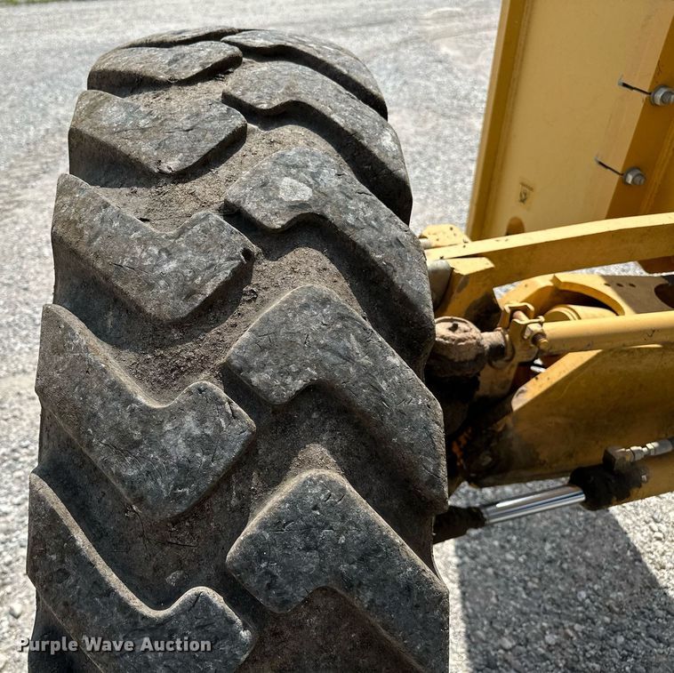 image for item OG9165 2012 John Deere 770 GP motor grader