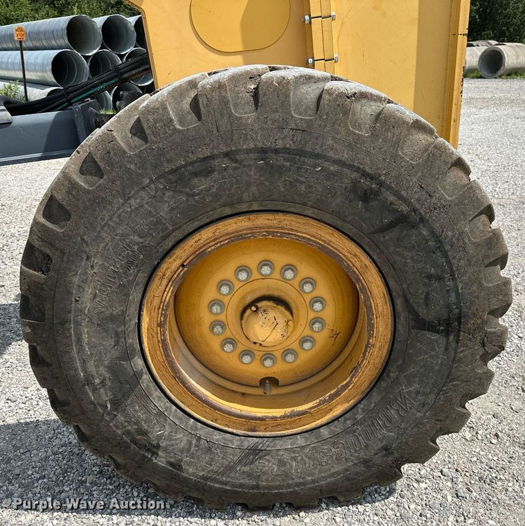 image for item OG9165 2012 John Deere 770 GP motor grader