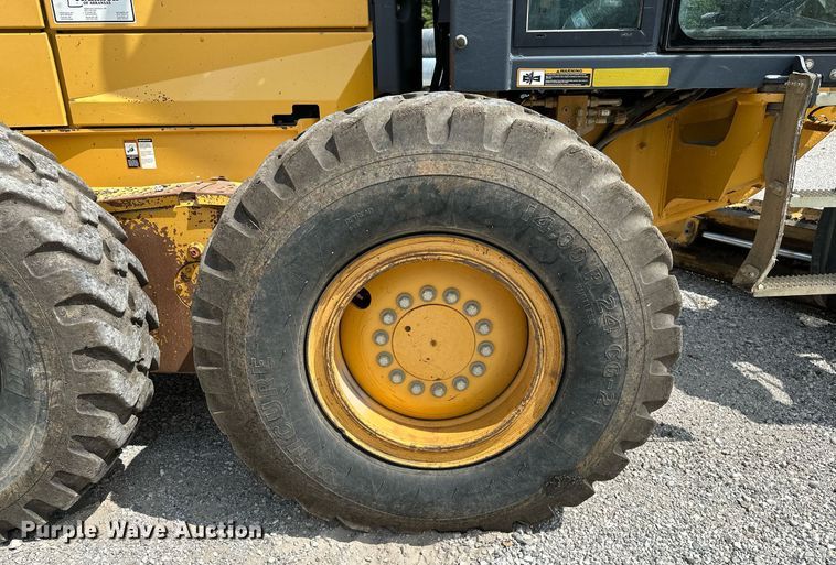 image for item OG9165 2012 John Deere 770 GP motor grader