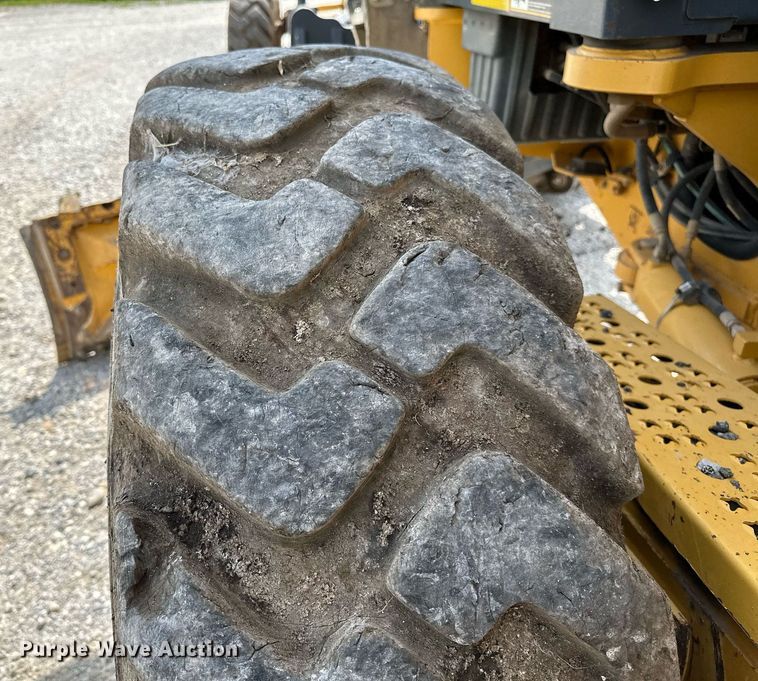 image for item OG9165 2012 John Deere 770 GP motor grader