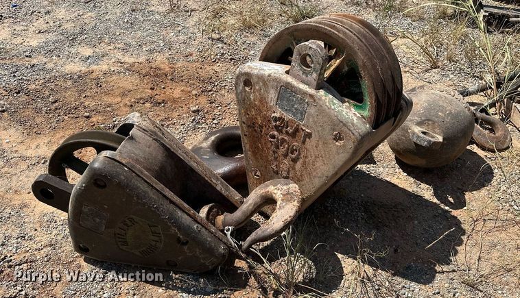 image for item OG9223 (3) crane attachments