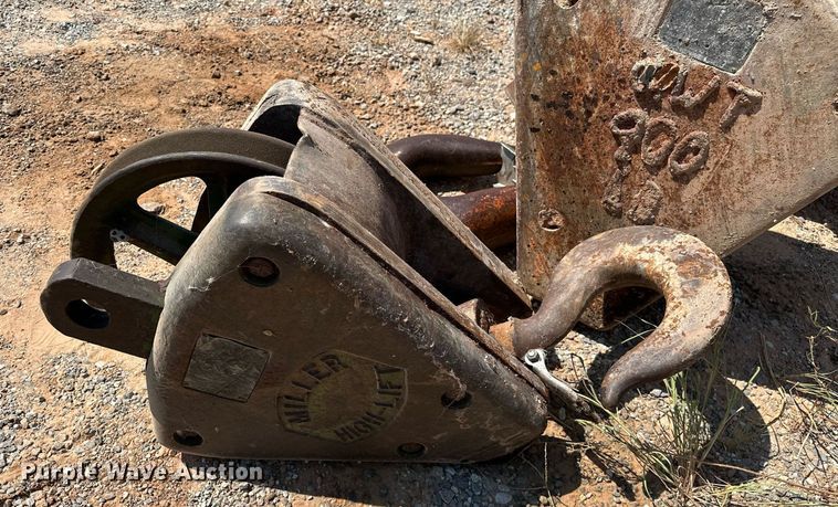 image for item OG9223 (3) crane attachments