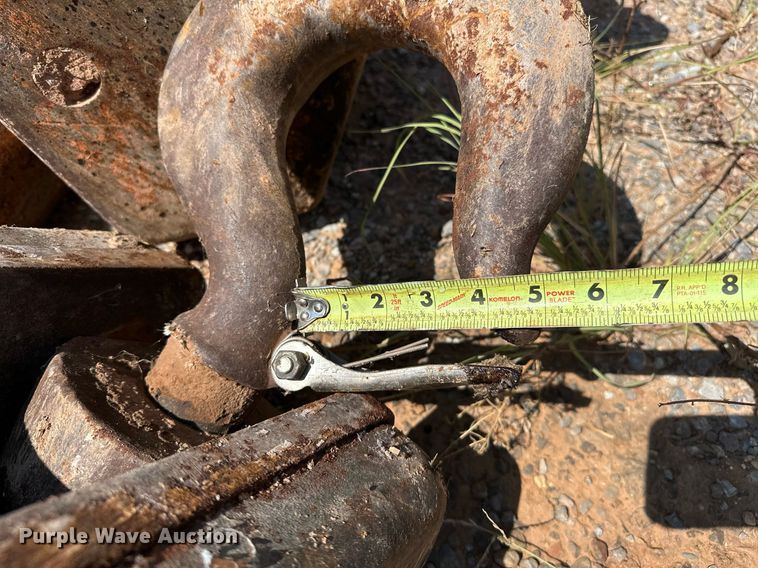 image for item OG9223 (3) crane attachments