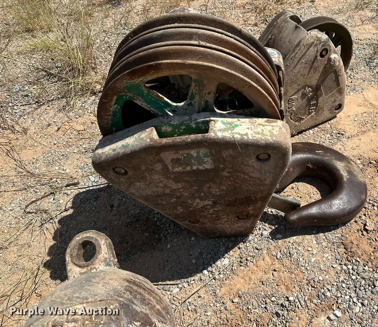 image for item OG9223 (3) crane attachments