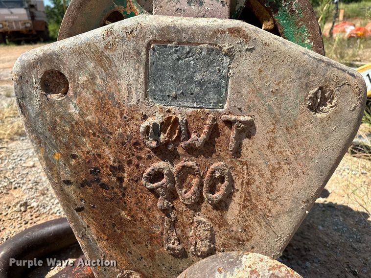 image for item OG9223 (3) crane attachments