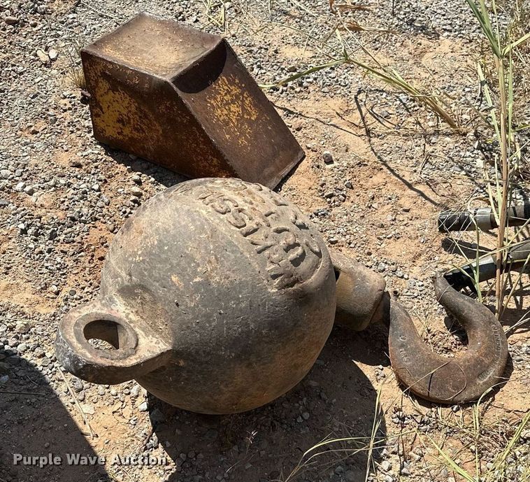 image for item OG9223 (3) crane attachments