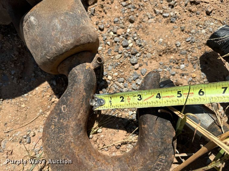 image for item OG9223 (3) crane attachments