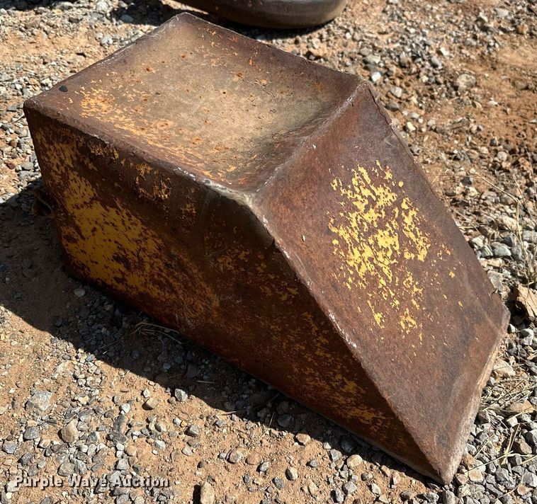 image for item OG9223 (3) crane attachments