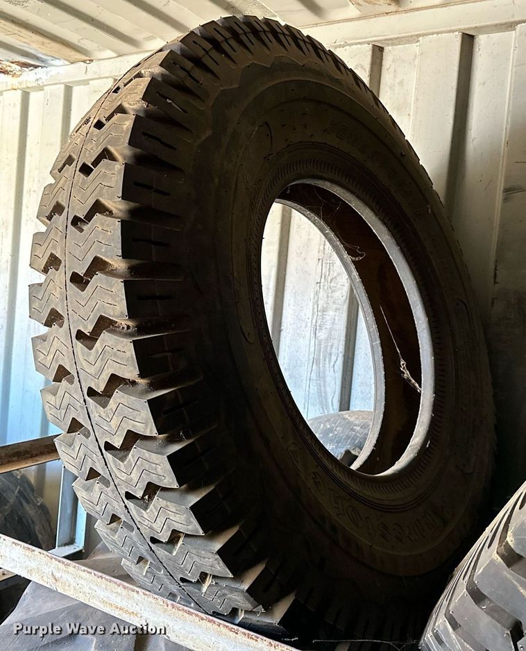 image for item OG9224 (6) 10.00-20 tires