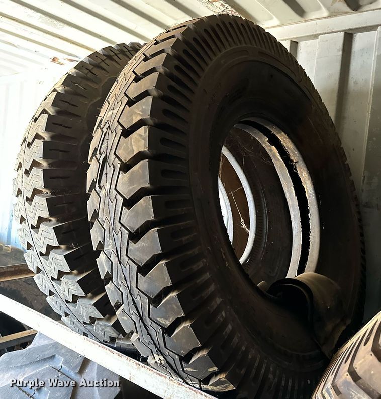 image for item OG9224 (6) 10.00-20 tires