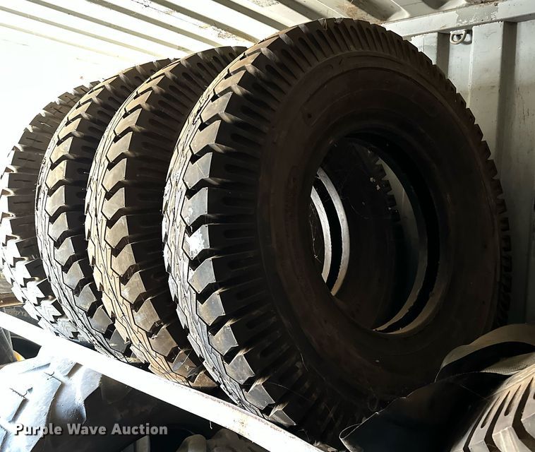 image for item OG9224 (6) 10.00-20 tires