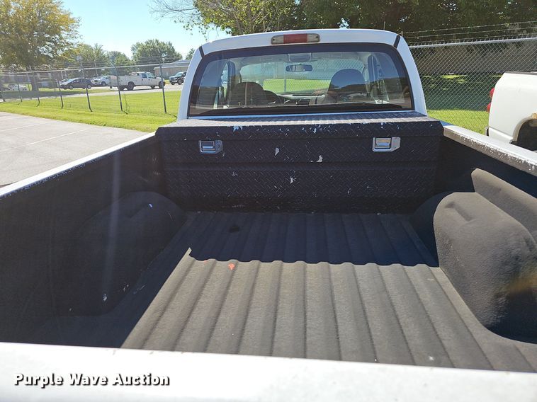 image for item OG9300 2002 Dodge Dakota SLT Club Cab pickup truck