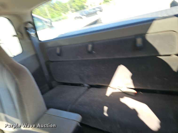 image for item OG9300 2002 Dodge Dakota SLT Club Cab pickup truck