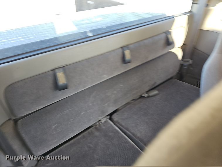 image for item OG9300 2002 Dodge Dakota SLT Club Cab pickup truck