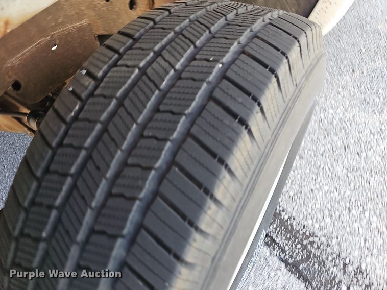 image for item OG9300 2002 Dodge Dakota SLT Club Cab pickup truck