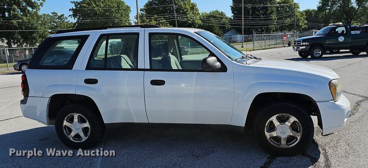 image for item OG9301 2006 Chevrolet Trailblazer LS SUV