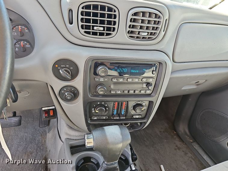 image for item OG9301 2006 Chevrolet Trailblazer LS SUV