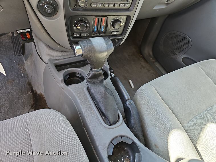 image for item OG9301 2006 Chevrolet Trailblazer LS SUV