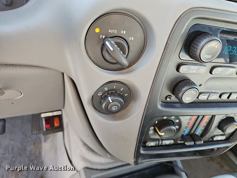 image for item OG9301 2006 Chevrolet Trailblazer LS SUV